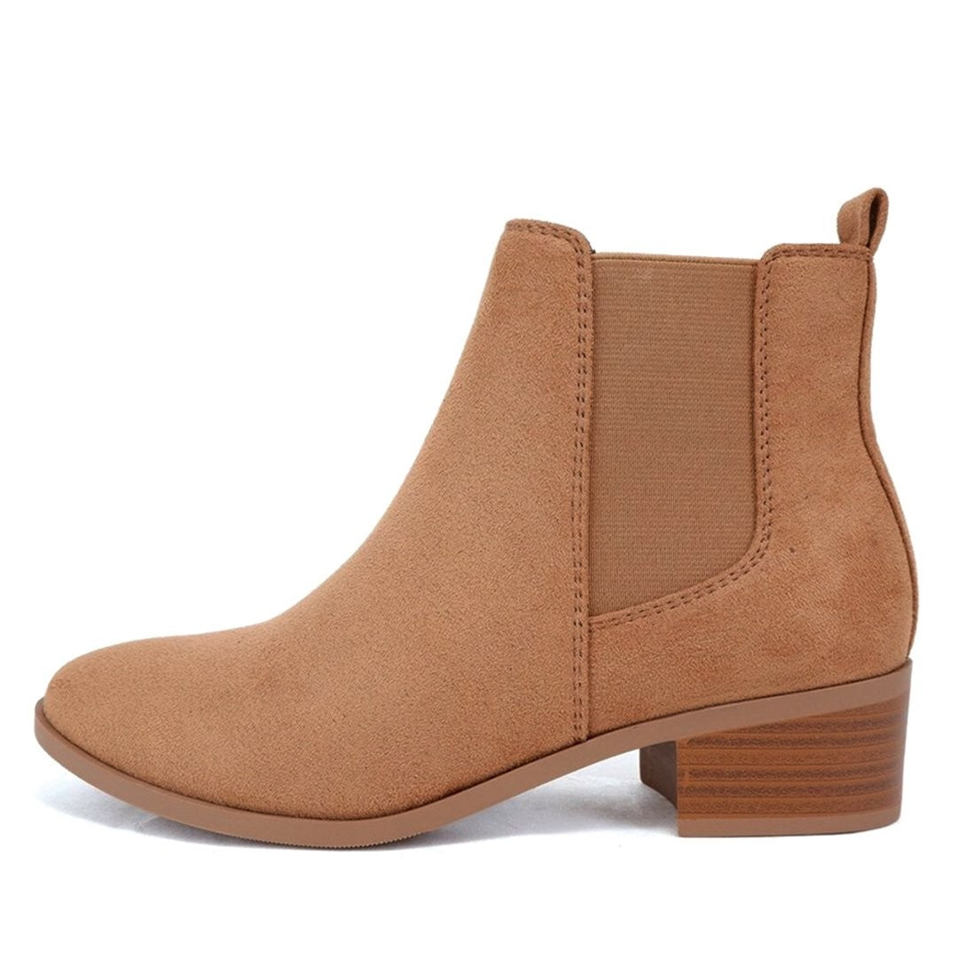 Chelsea Ankle Bootie {Light Coffee}