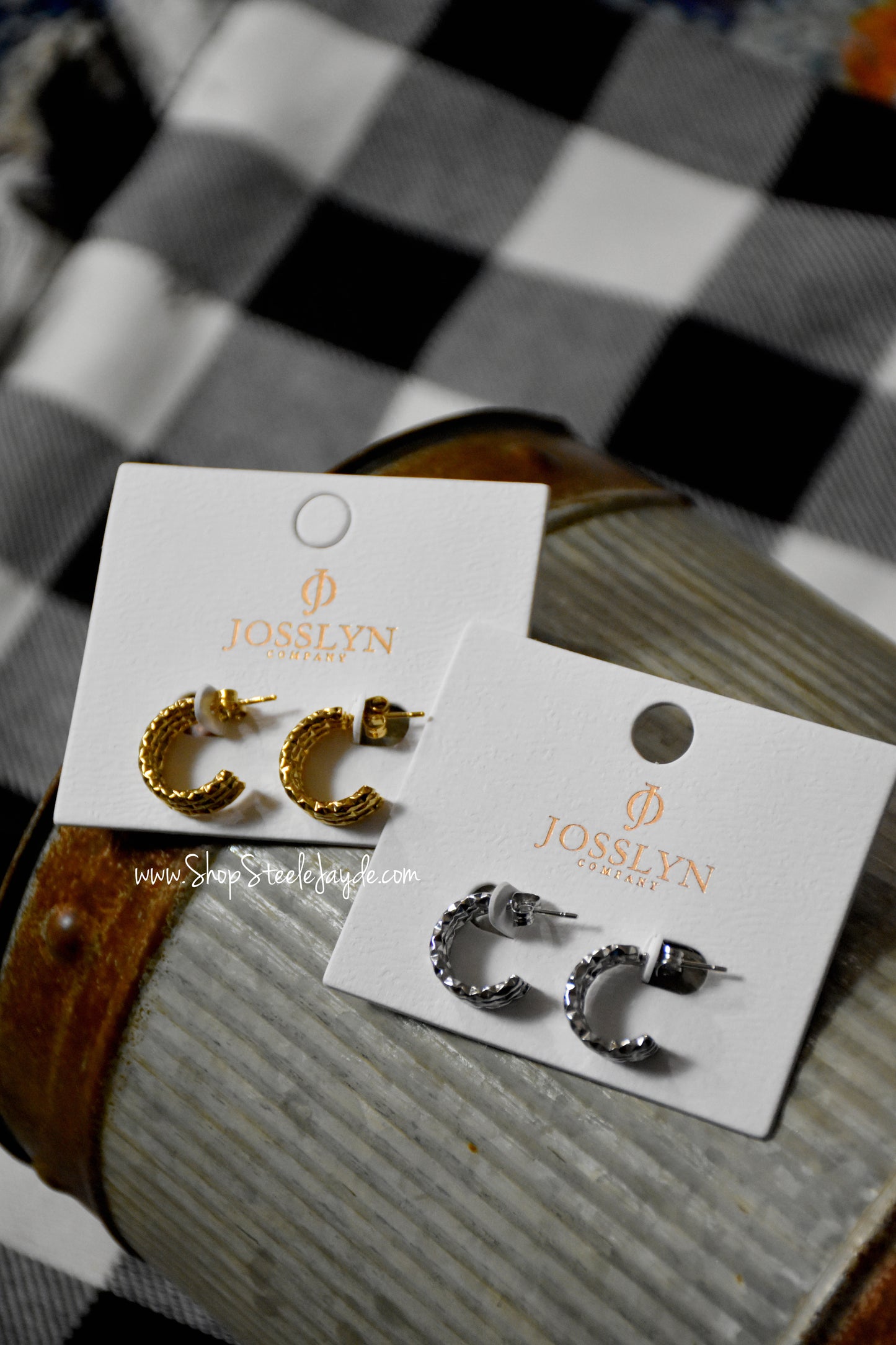 18K Tarnish-Free Hammered Earring (Multiple Color)