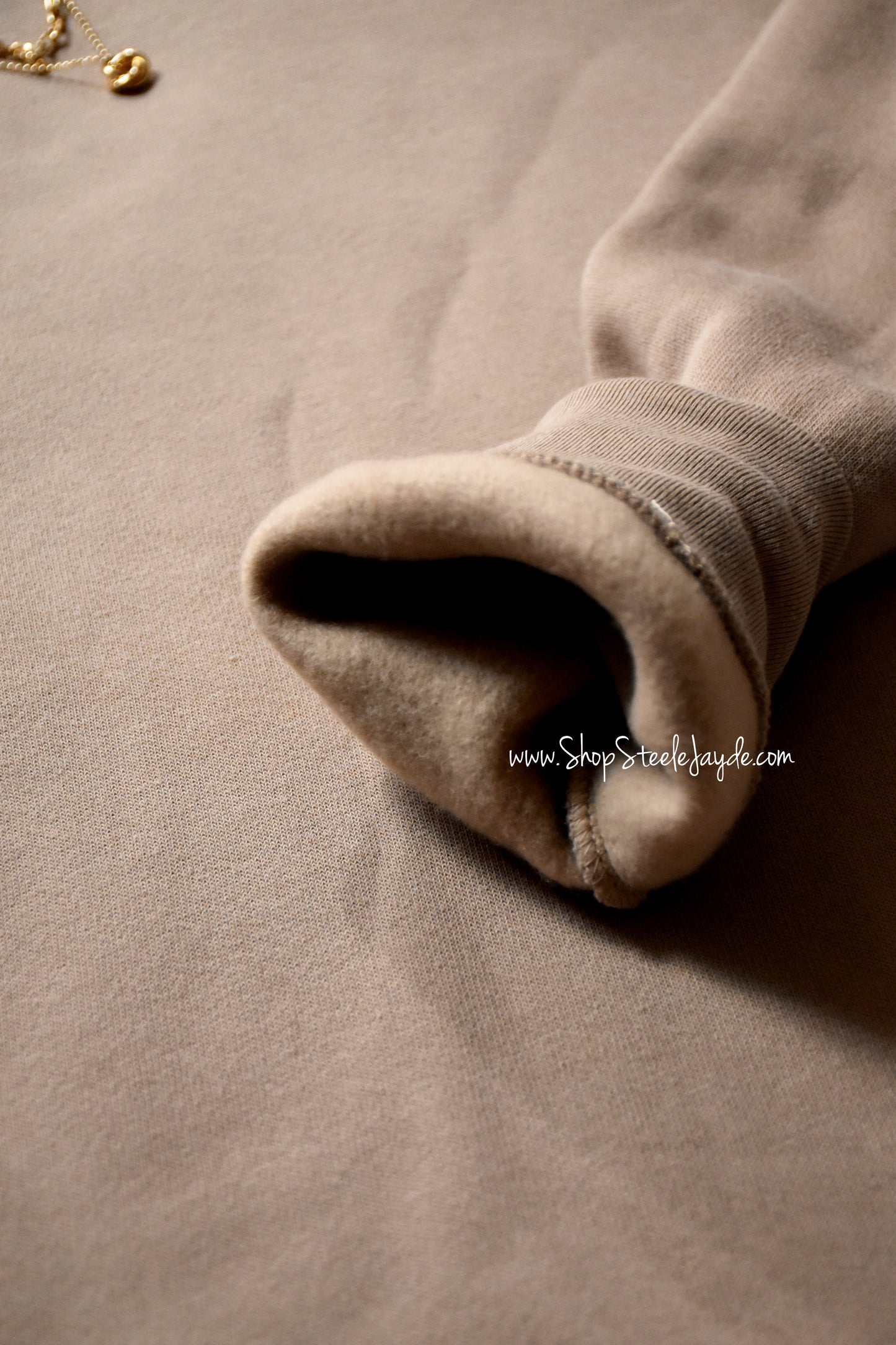 Homebody Collar Premier Pullover {Tan}