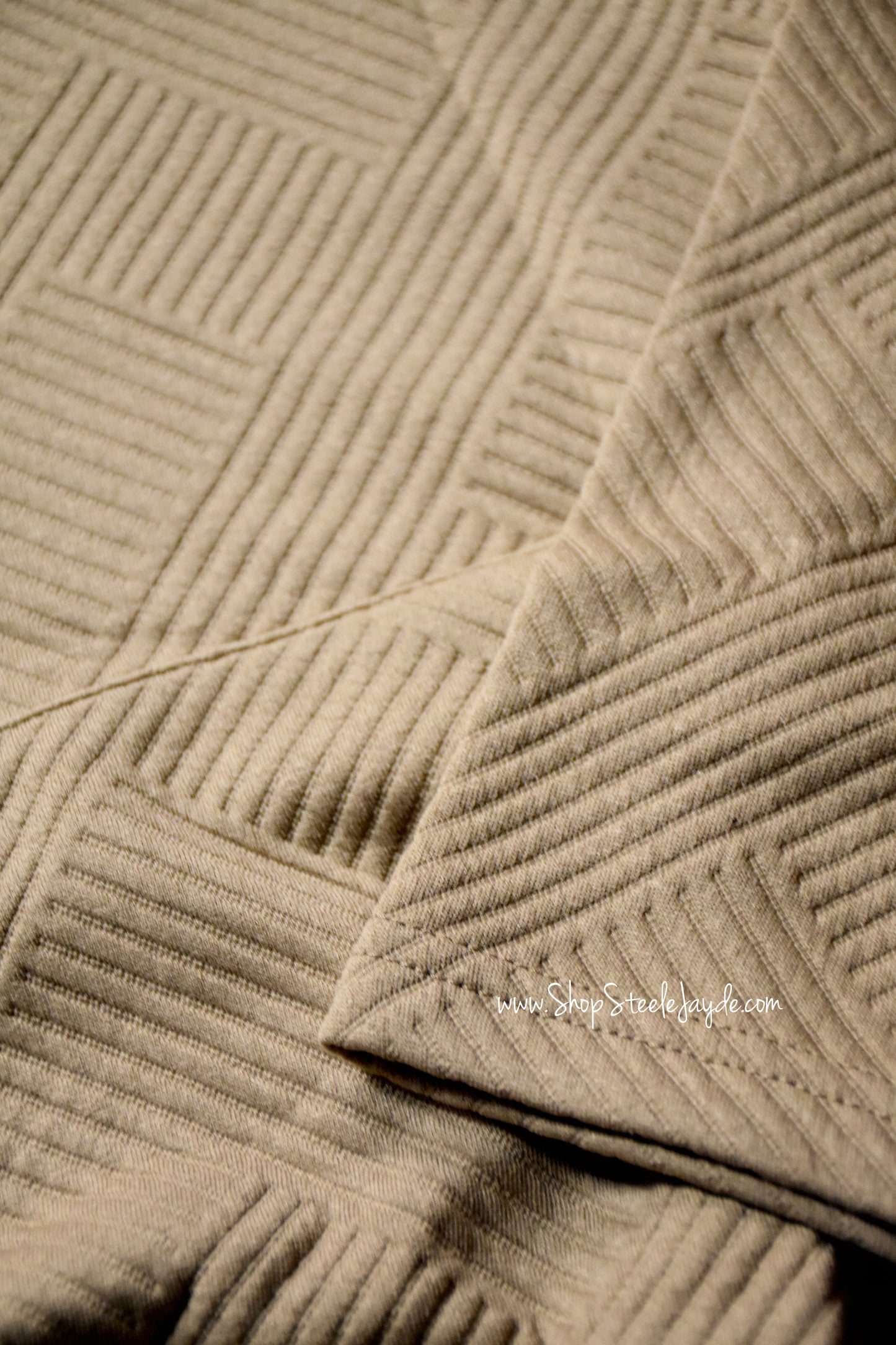 Savannah Textured Snap Pullover {Kahki}
