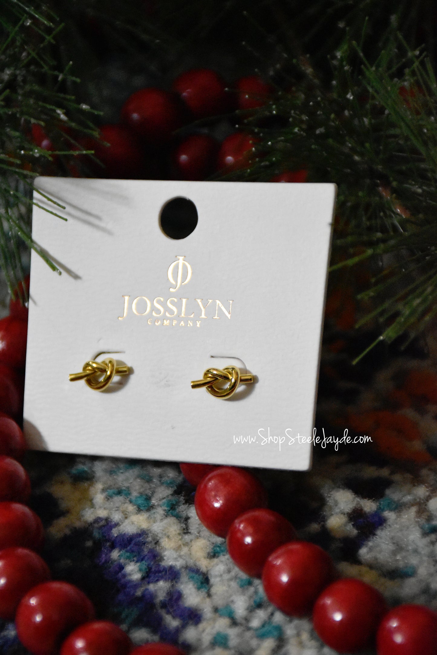 18K Tarnish-Free Knot Stud Earring