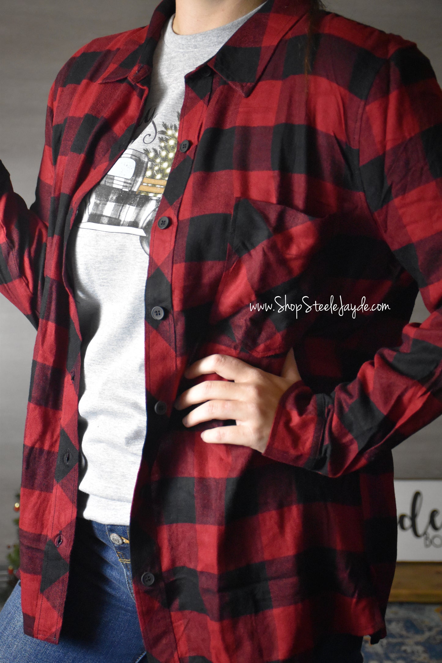 Dark Gingham Classic Flannel Top {Red}