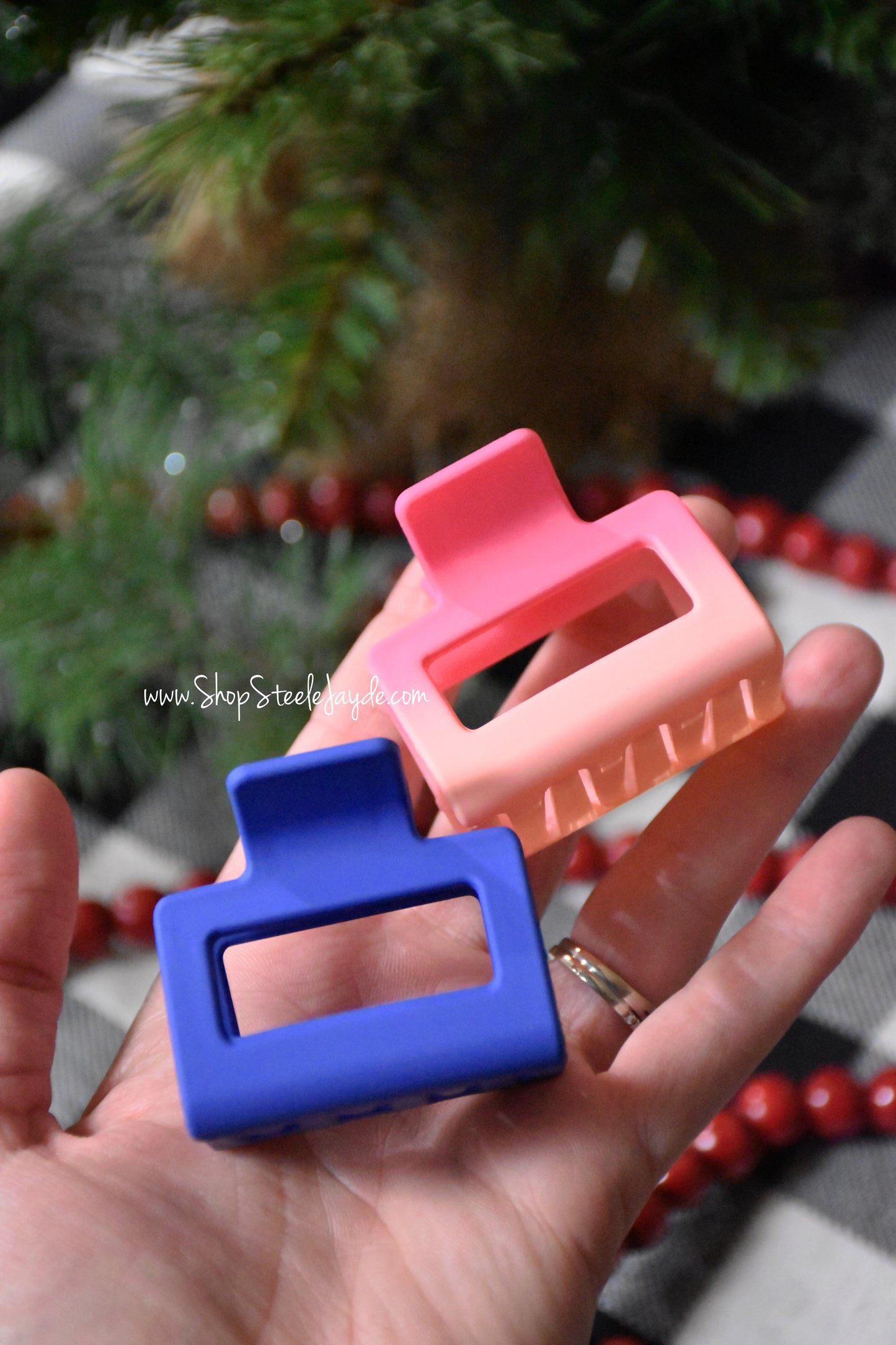 Mid-Size Matte Claw Clip 2-Pack
