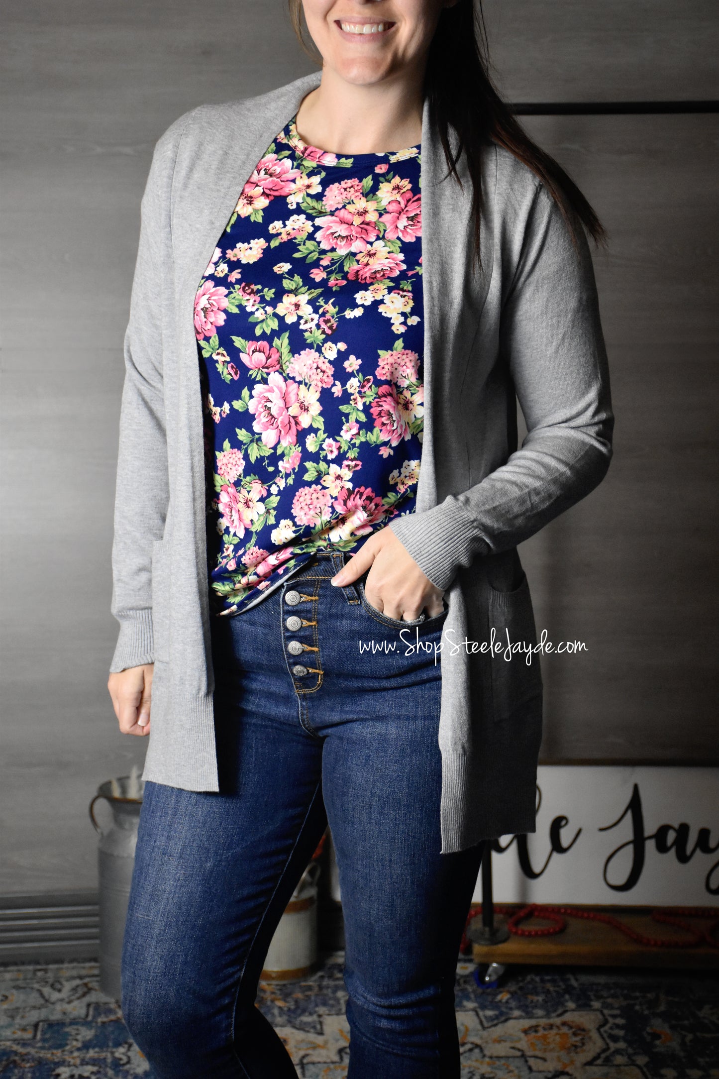 Jaycee Floral Top {Navy} CLEARANCE