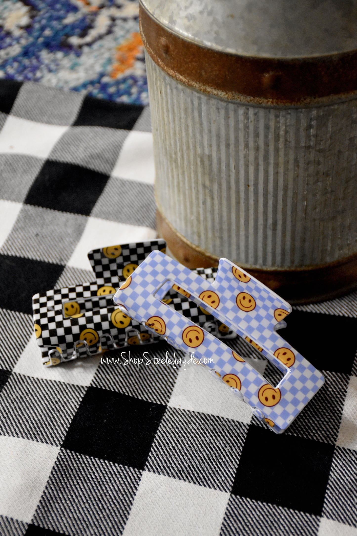 Smiley Checkered Claw Clip {Multiple Colors}