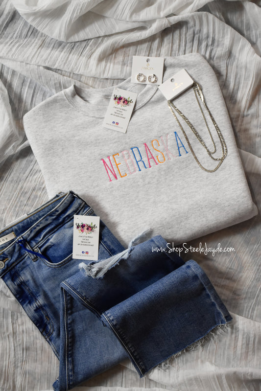 NE Bright Embroidered Plush Pullover