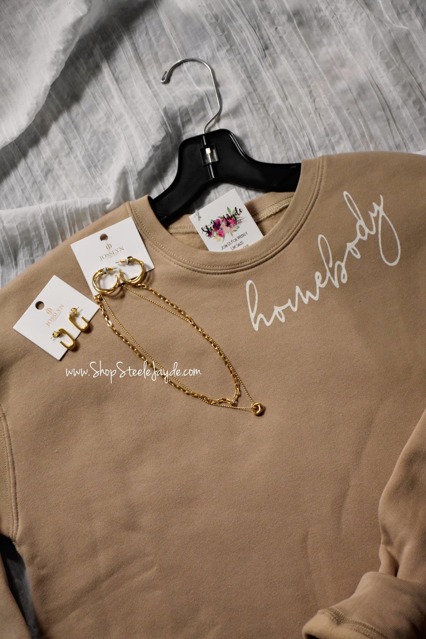 Homebody Collar Premier Pullover {Tan}