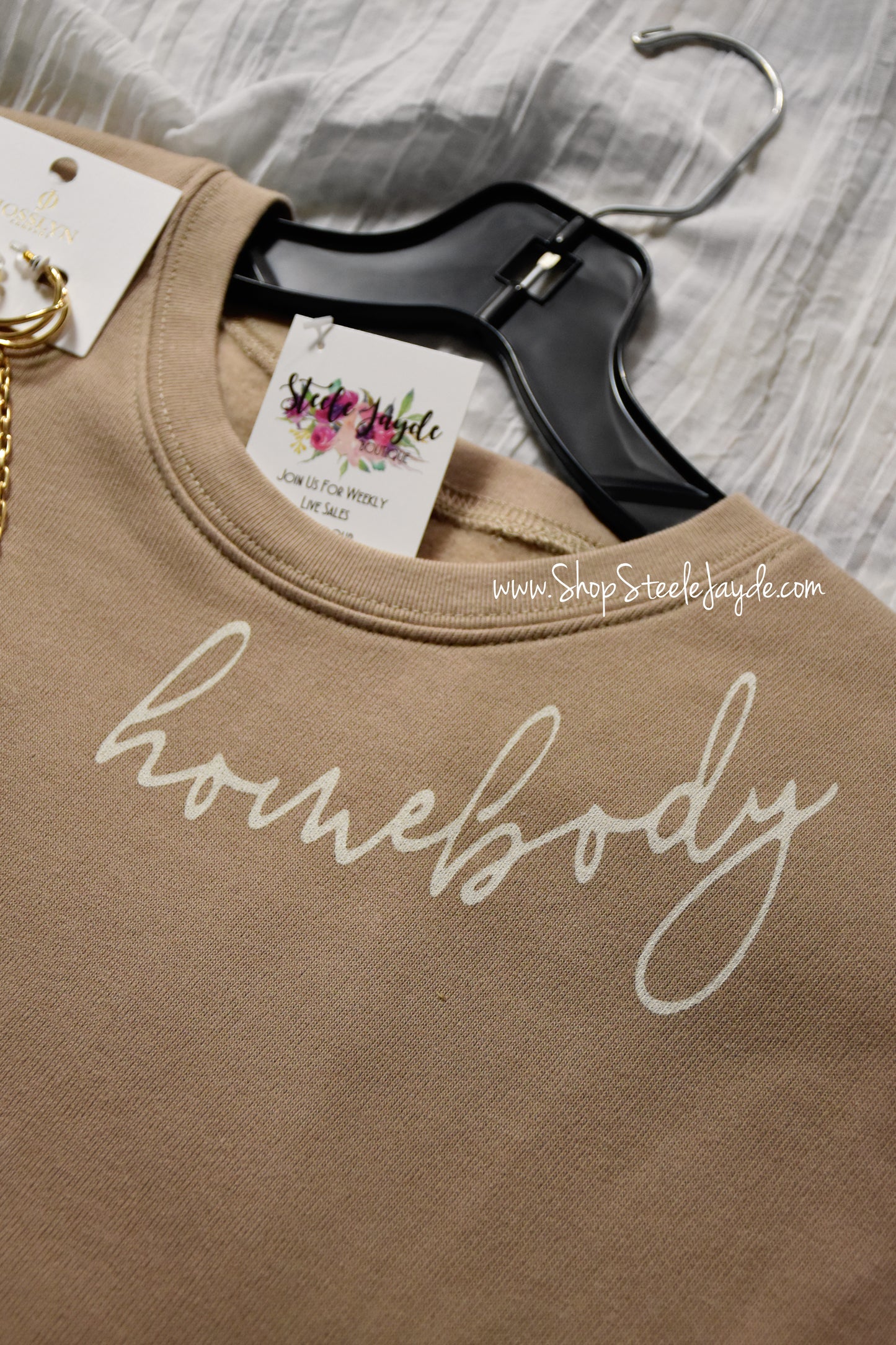 Homebody Collar Premier Pullover {Tan}