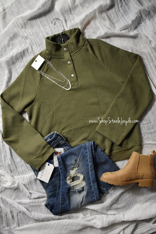 Savannah Textured Snap Pullover {Green}