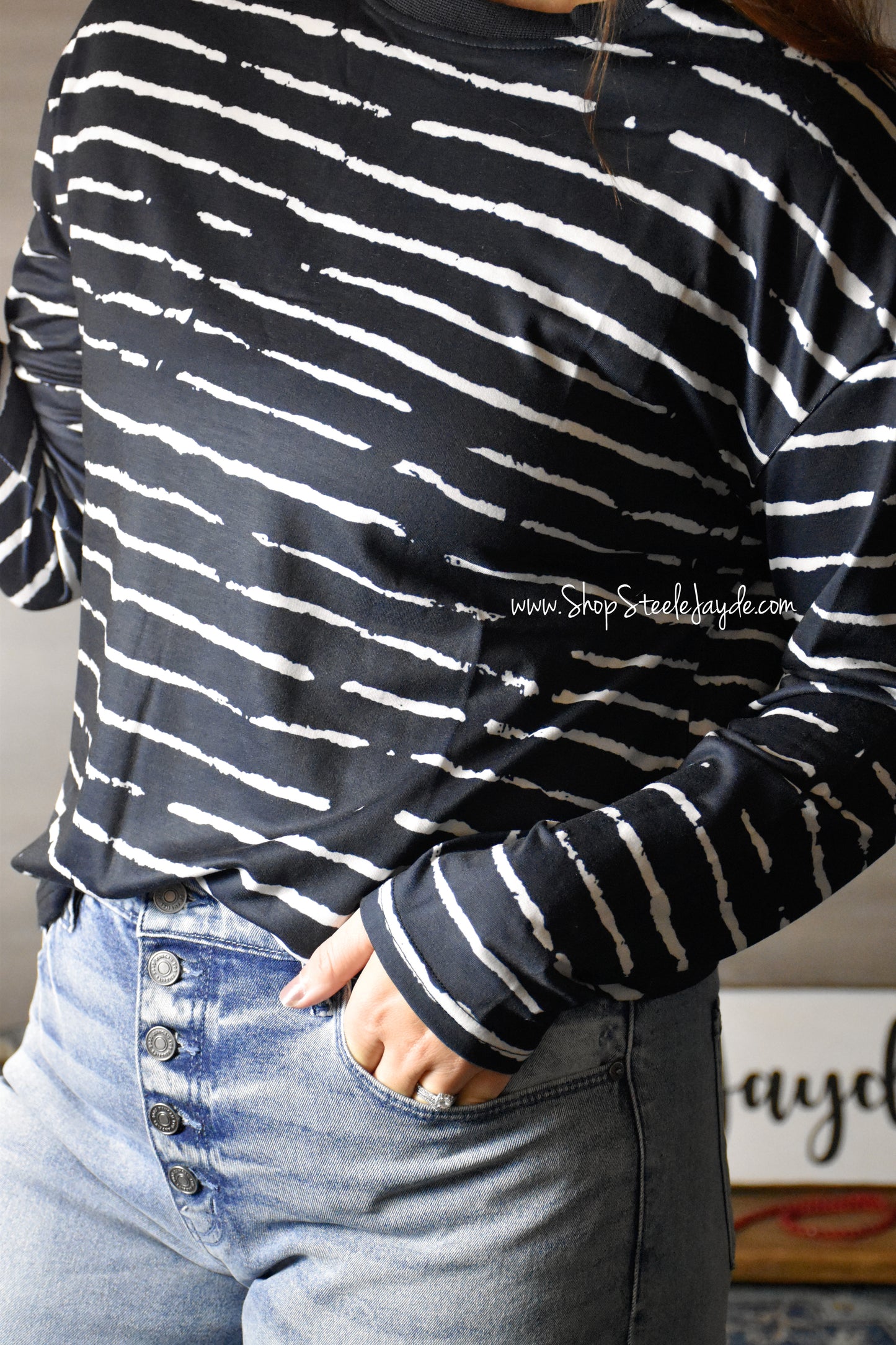 Grunge Stripe Casual Pullover