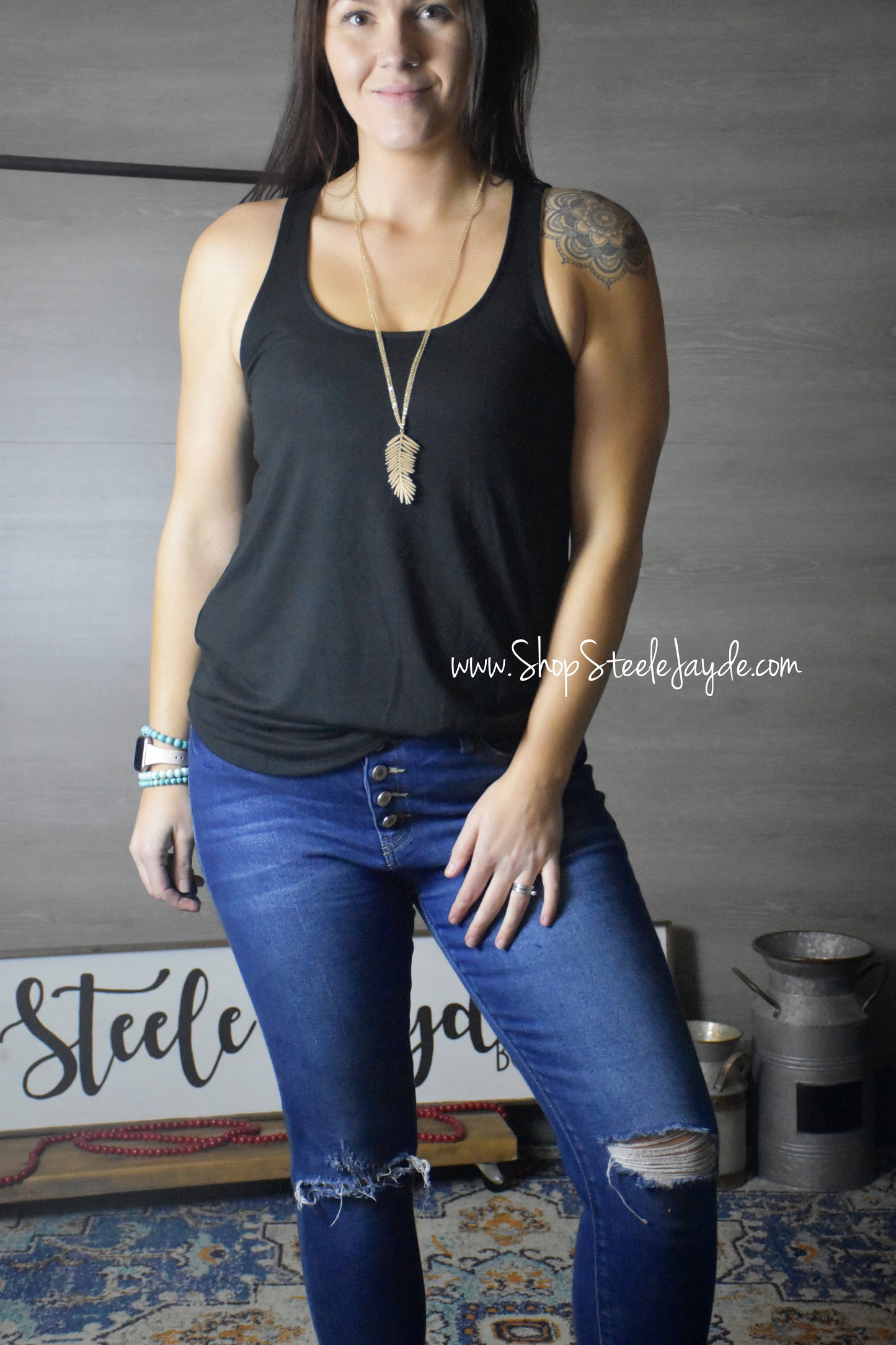 Brinn Wide Strap Tank {Black}