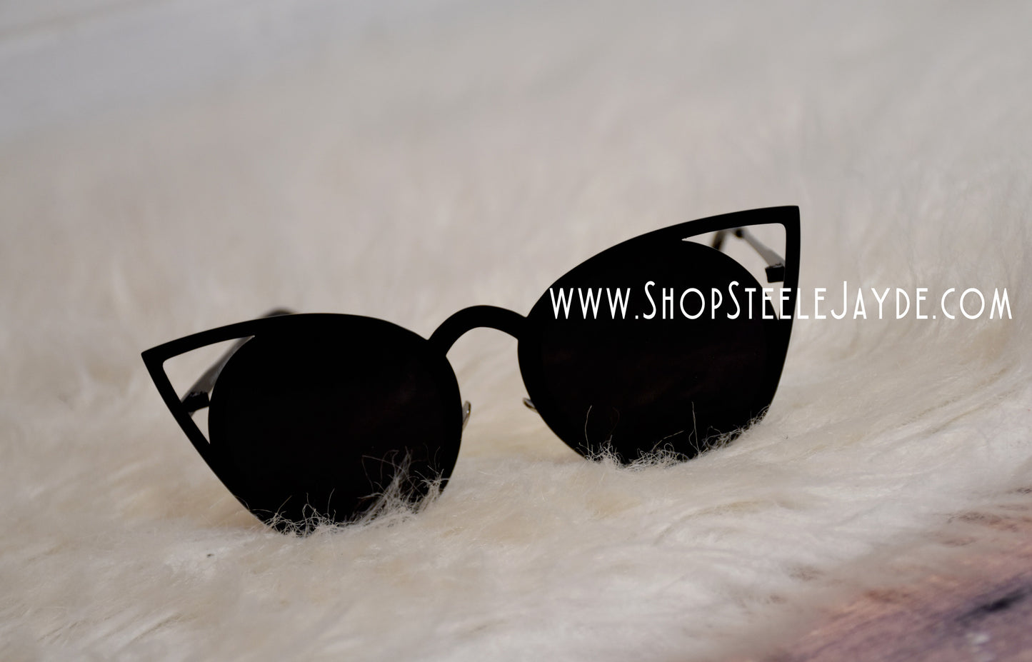 KittyKat Sunglasses {Black}